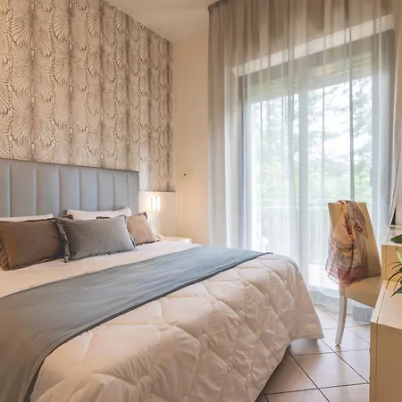 Athena Hotel