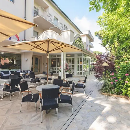 Athena تّشيرفييا