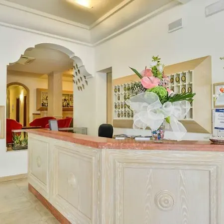 Hotel Athena