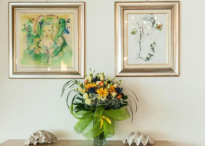 Athena 3* تّشيرفييا