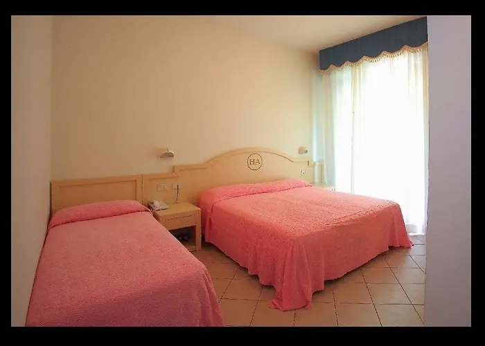 فندق Athena تّشيرفييا