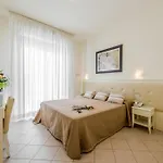Szálloda Athena 3*