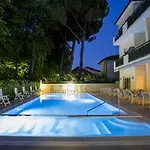 Szálloda Athena Cervia