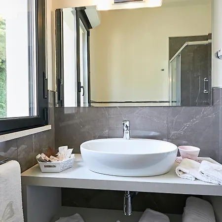 Hotel Athena 3*